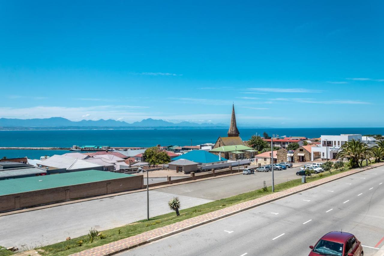 Sandstone Manor Mossel Bay Esterno foto